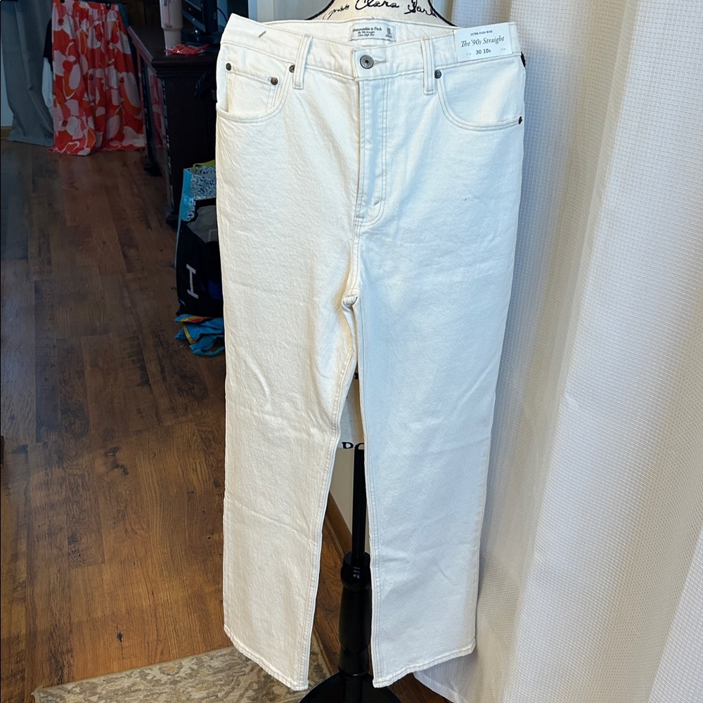 Abercrombie & Fitch WhiteDenim Jeans, 30 10S Ultra High Rise NWT 90’s Straight - Picture 2 of 7